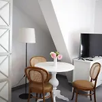 Willa Puck Oda ve Kahvaltı 4*