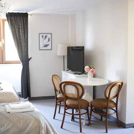 Willa Puck 4* プツク