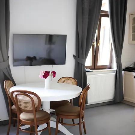 Willa Puck Bed & Breakfast Puck