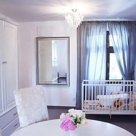 Willa Puck Bed & Breakfast 4*