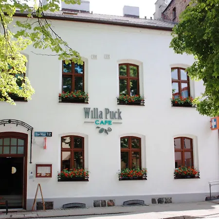 Willa Puck ベッド・アンド・ブレックファスト プツク