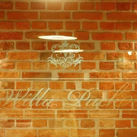 Nocleg ze śniadaniem Willa Puck 3*
